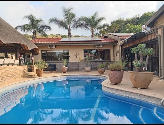 5 BEDROOM HOUSE FOR SALE IN PRETORIA GARDENS